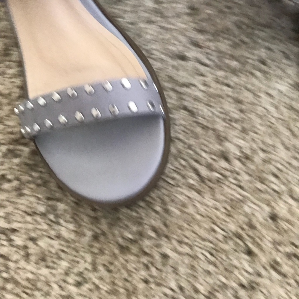 Sandals - Picture 4 of 5